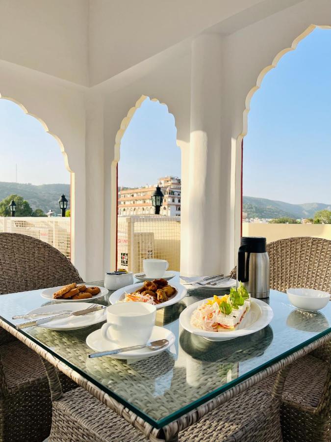 Hotel Amayra Dźajpur Zewnętrze zdjęcie