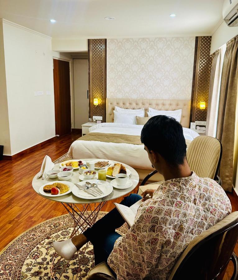 Hotel Amayra Dźajpur Zewnętrze zdjęcie